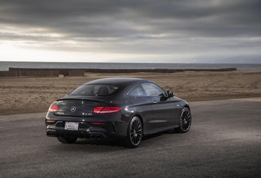  Mercedes-AMG C43 4Matic Coupe (C205) 2018 года  (NA) (фото 25 из 45)